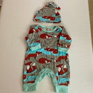 Boutique fox baby pajama set with hat